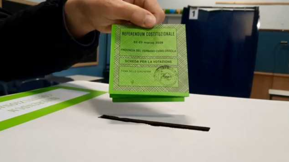 Referendum, alle 23 di domenica nel Novarese ha votato il 49,48%